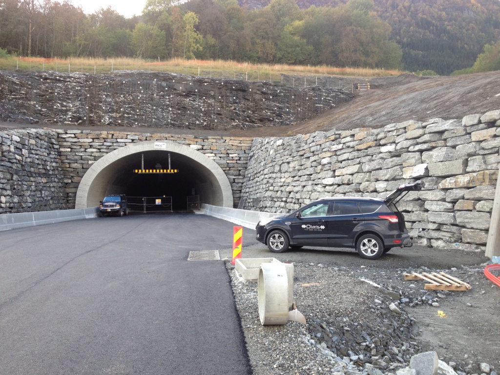 Datagulv i tekniske bygg i tunell - Voss
